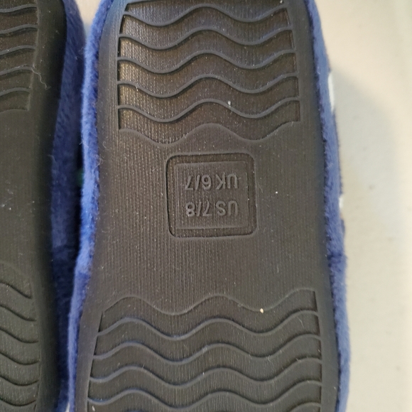 Toddler dinosaur slippers.‎ Size 7/8. NWOT. - Picture 3 of 3